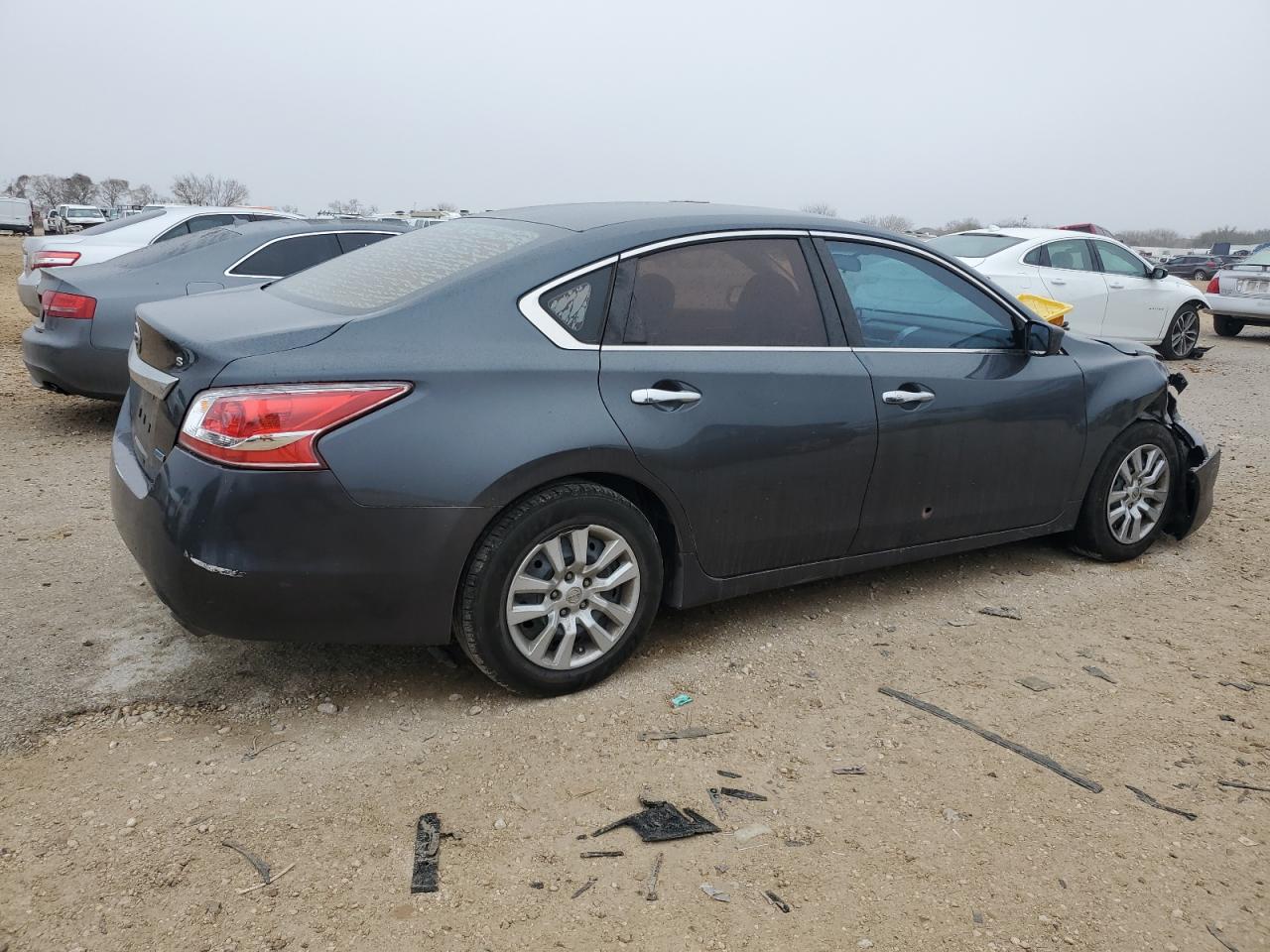 2013 Nissan Altima - Image 3