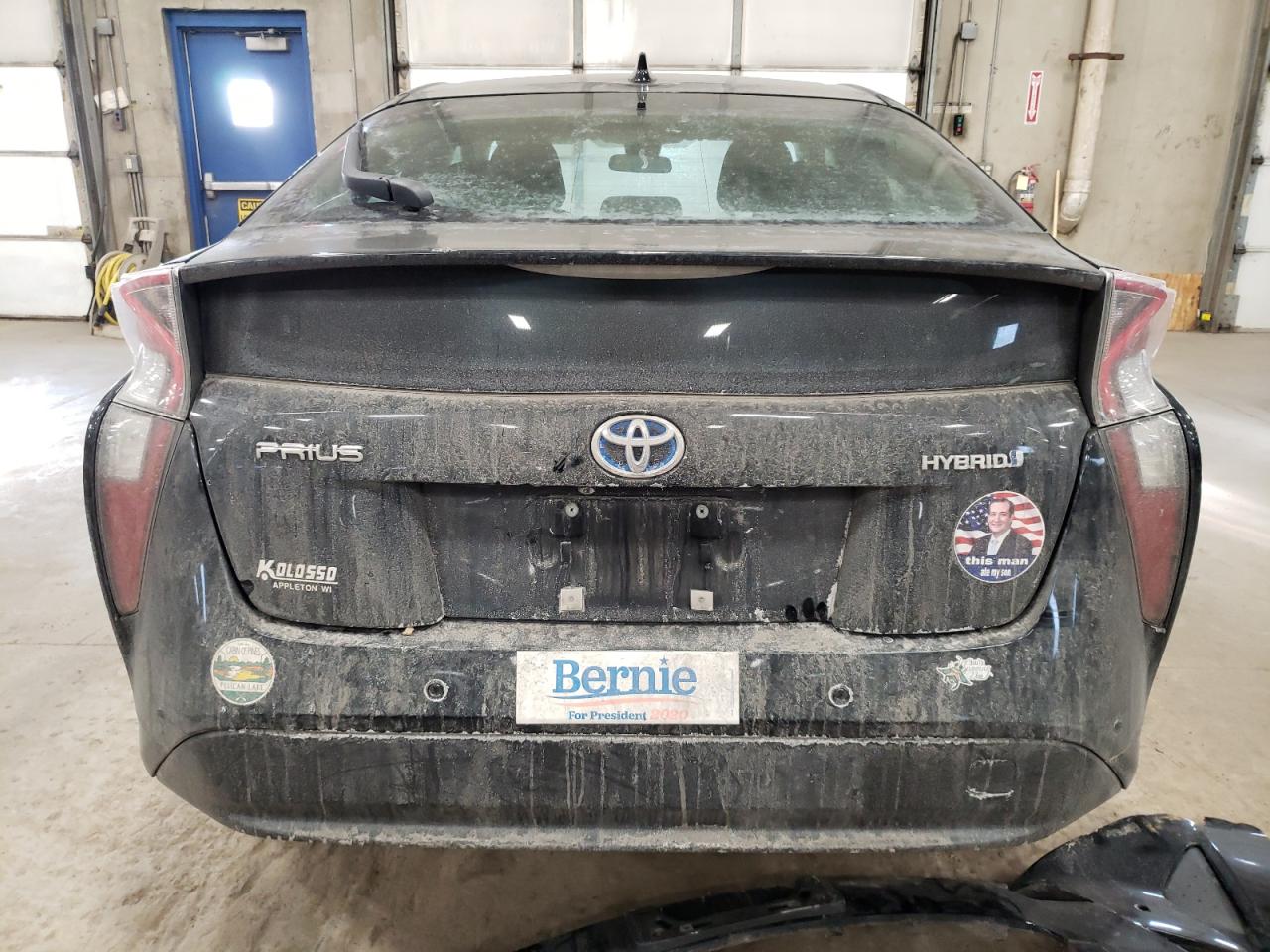 2018 Toyota Prius - Image 6