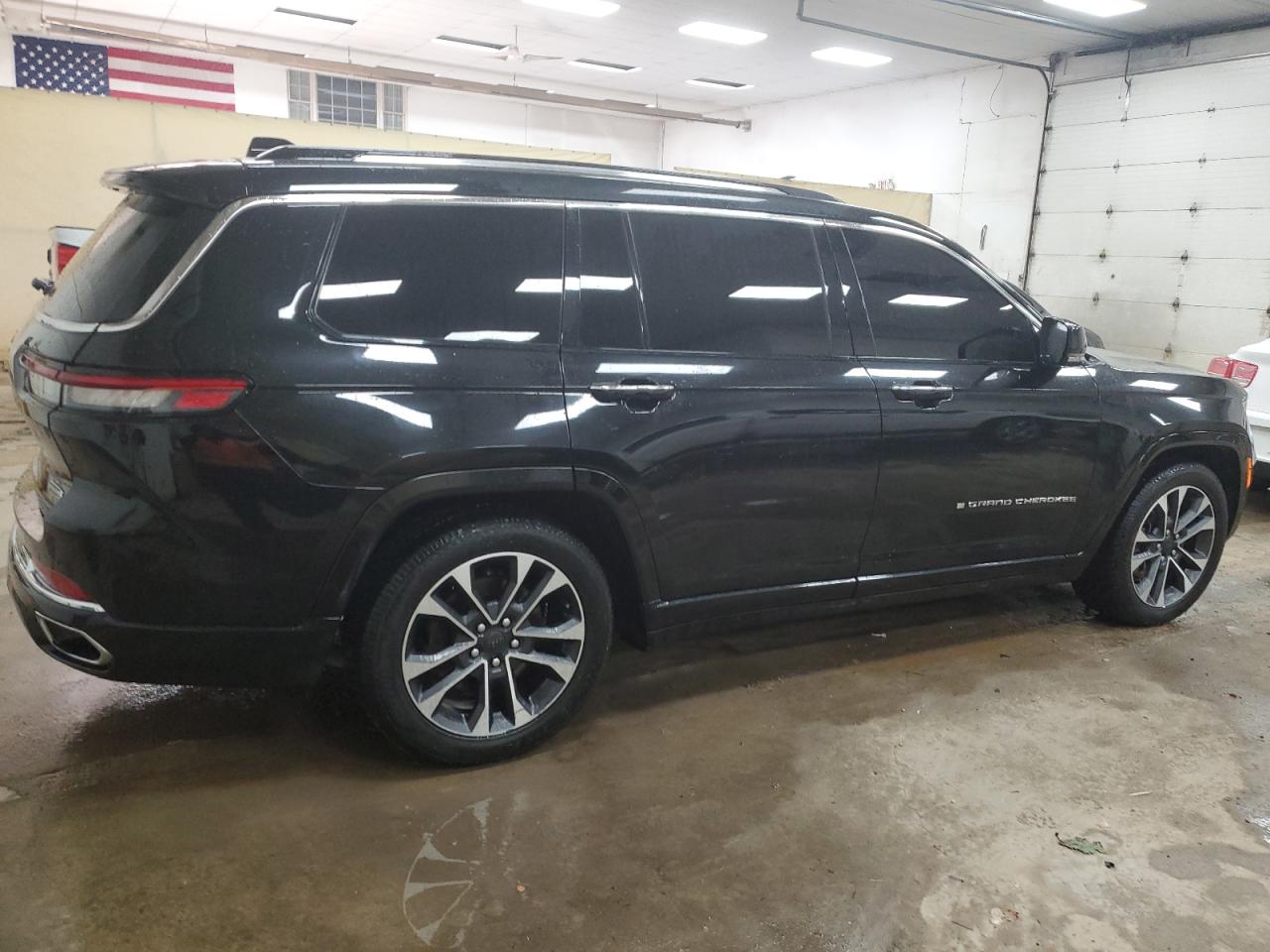2021 Jeep Grand Cherokee - Image 3