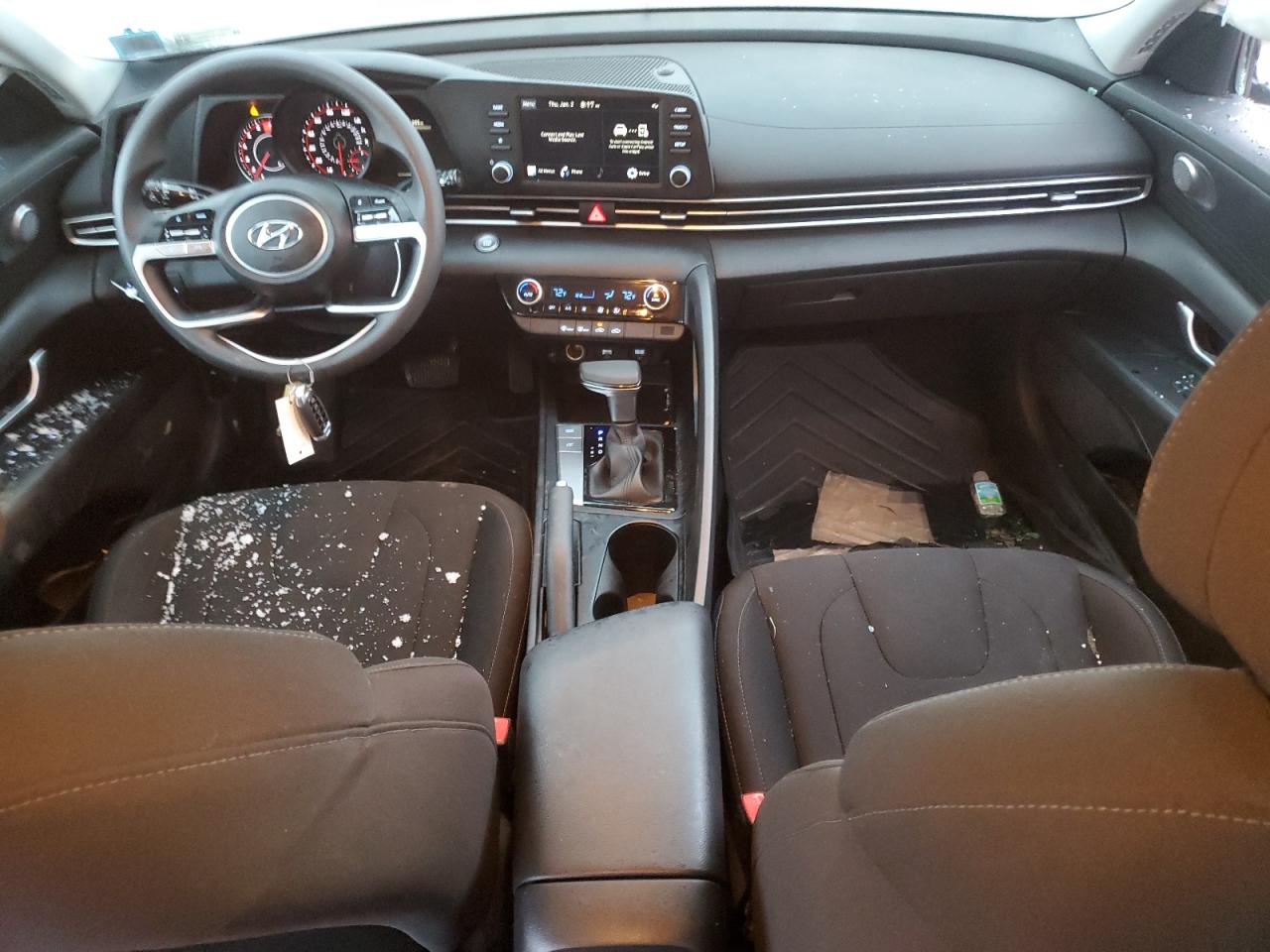 2023 Hyundai Elantra - Image 8