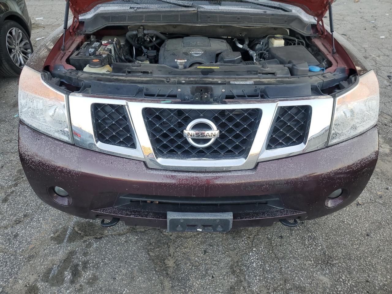 2015 Nissan Armada - Image 12