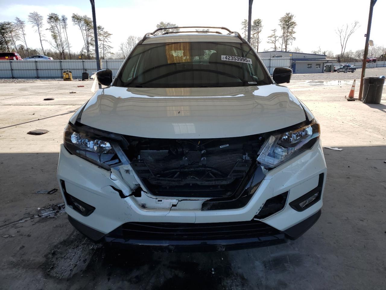 2018 Nissan Rogue - Image 5