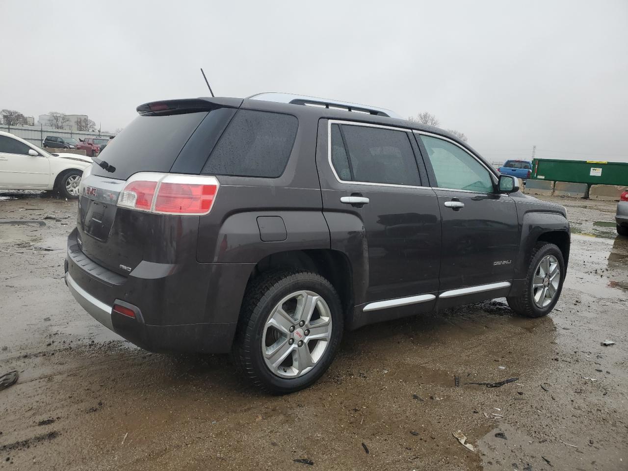 2015 GMC Terrain - Image 3