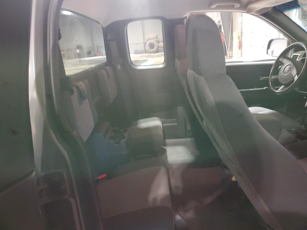 2008 Chevrolet Colorado - Image 10