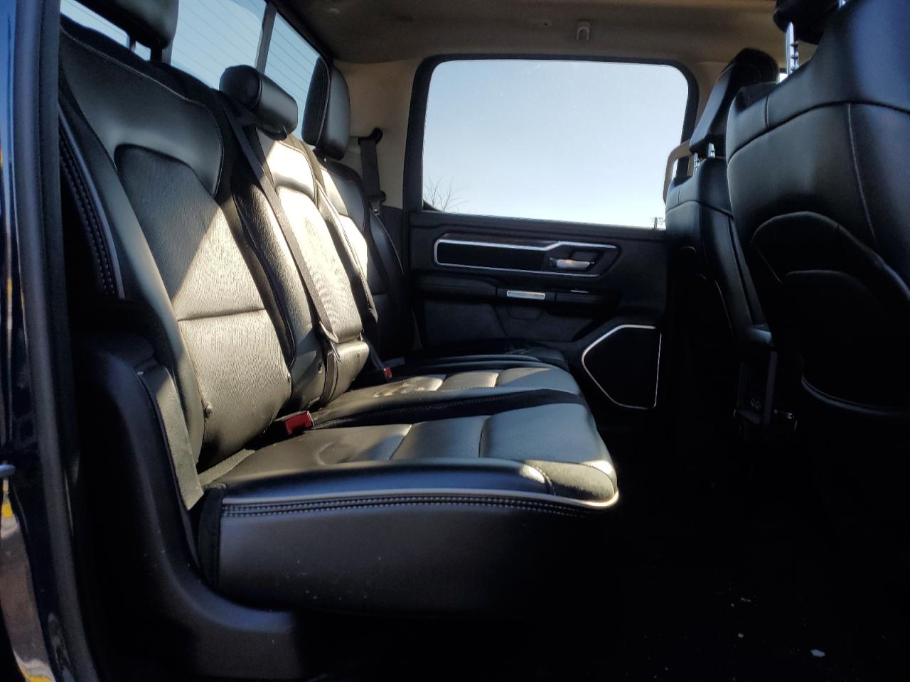 2019 RAM 1500 - Image 10
