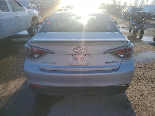  HYUNDAI SONATA 2017 Серебристый