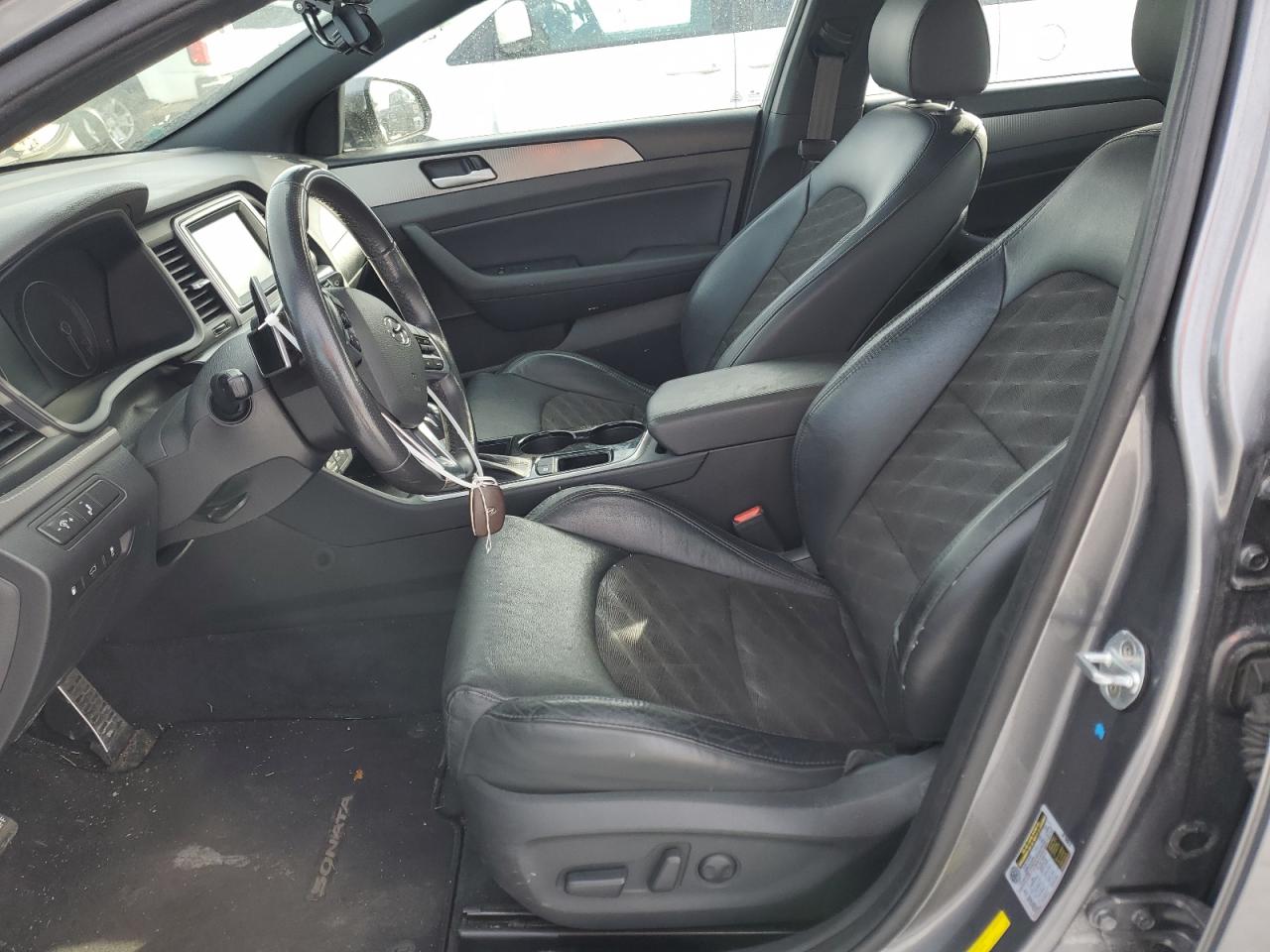 2018 Hyundai Sonata - Image 7