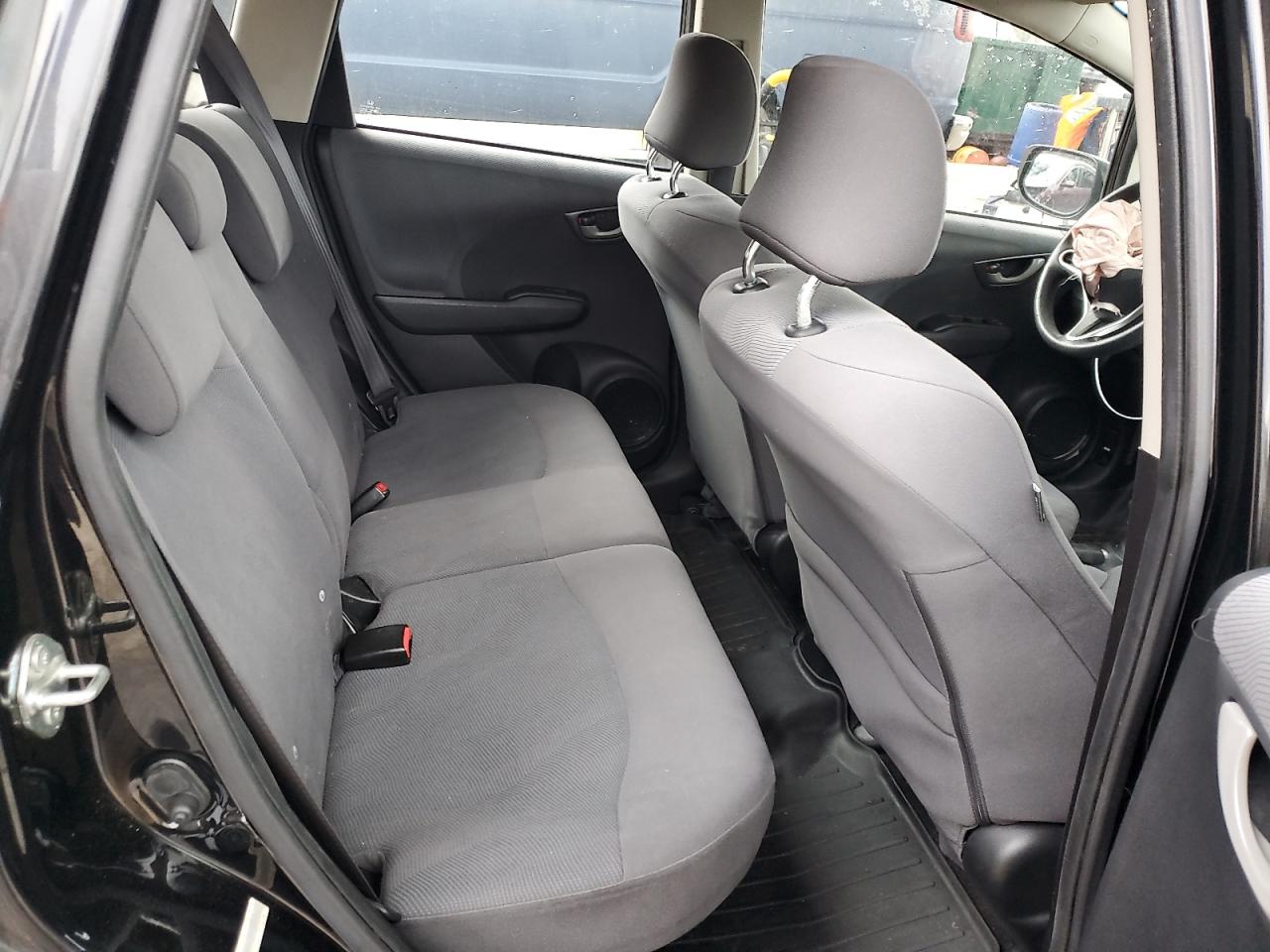 2013 Honda Fit - Image 10