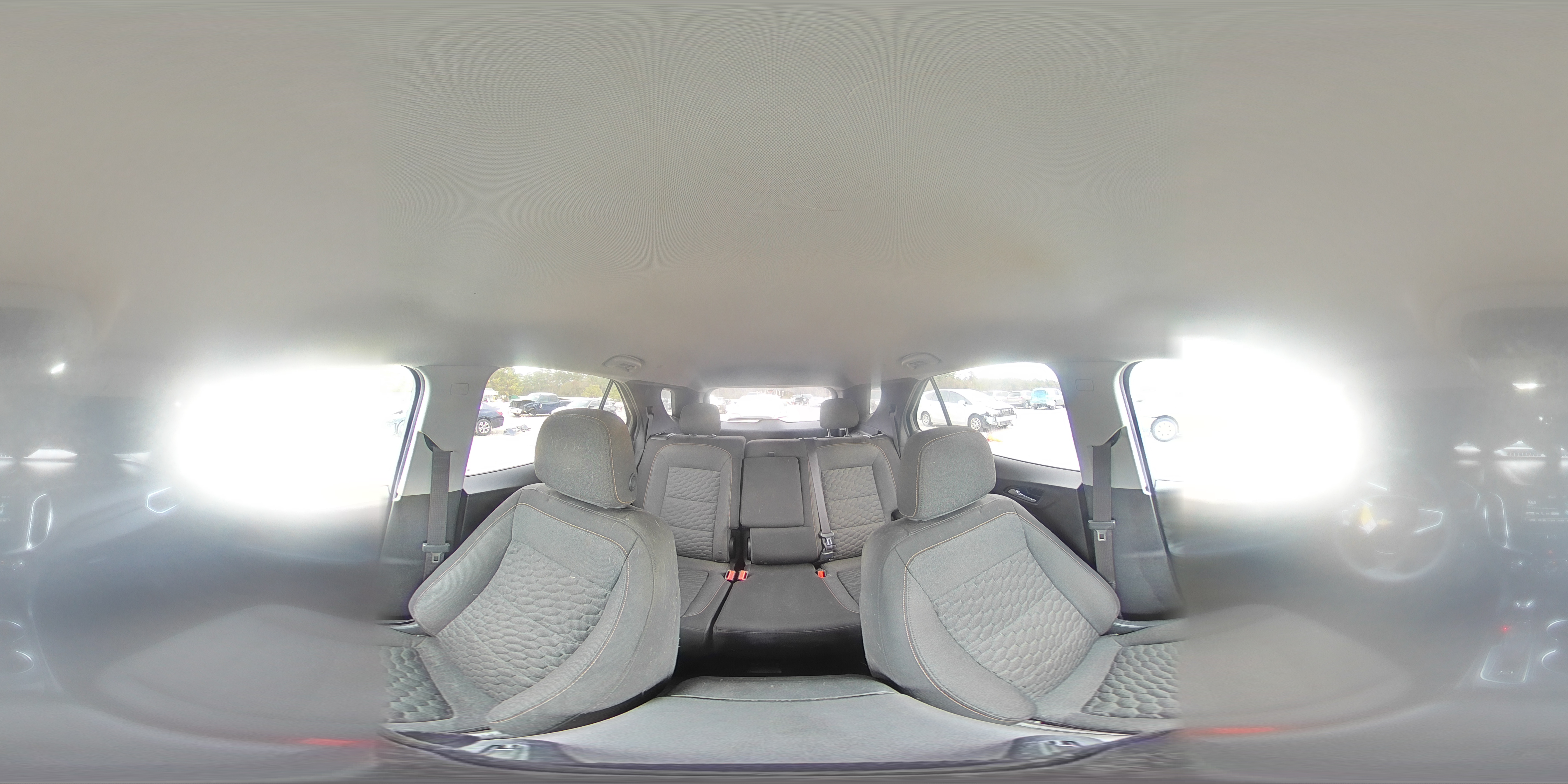 2018 Chevrolet Equinox - Image 16
