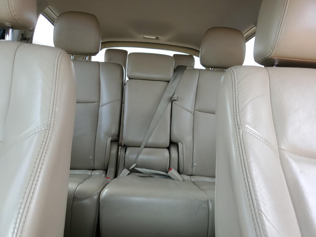 2013 Nissan Pathfinder - Image 10