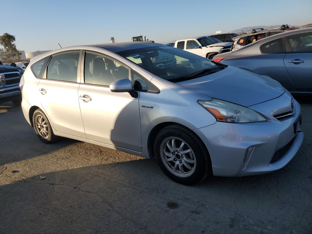 VIN JTDZN3EU4D3283321 2013 TOYOTA PRIUS no.4