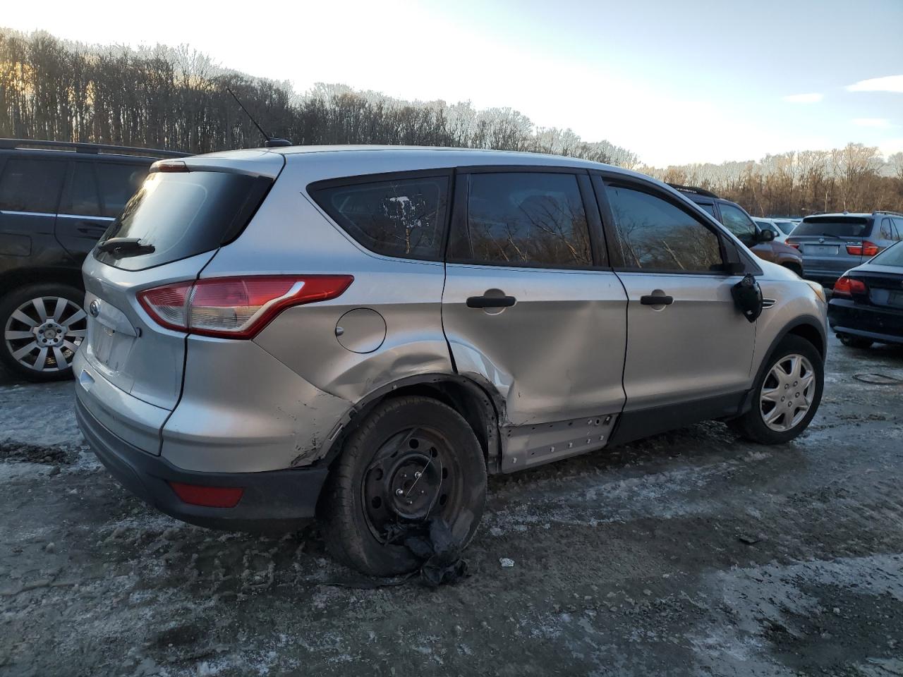 VIN 1FMCU0F70DUB43126 2013 FORD ESCAPE no.3