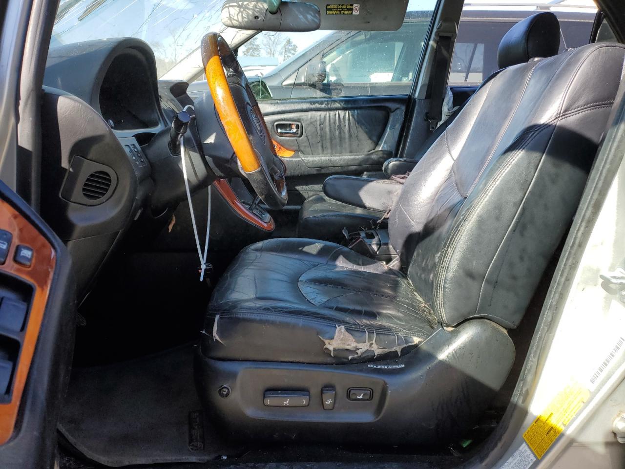 2002 Lexus RX - Image 7