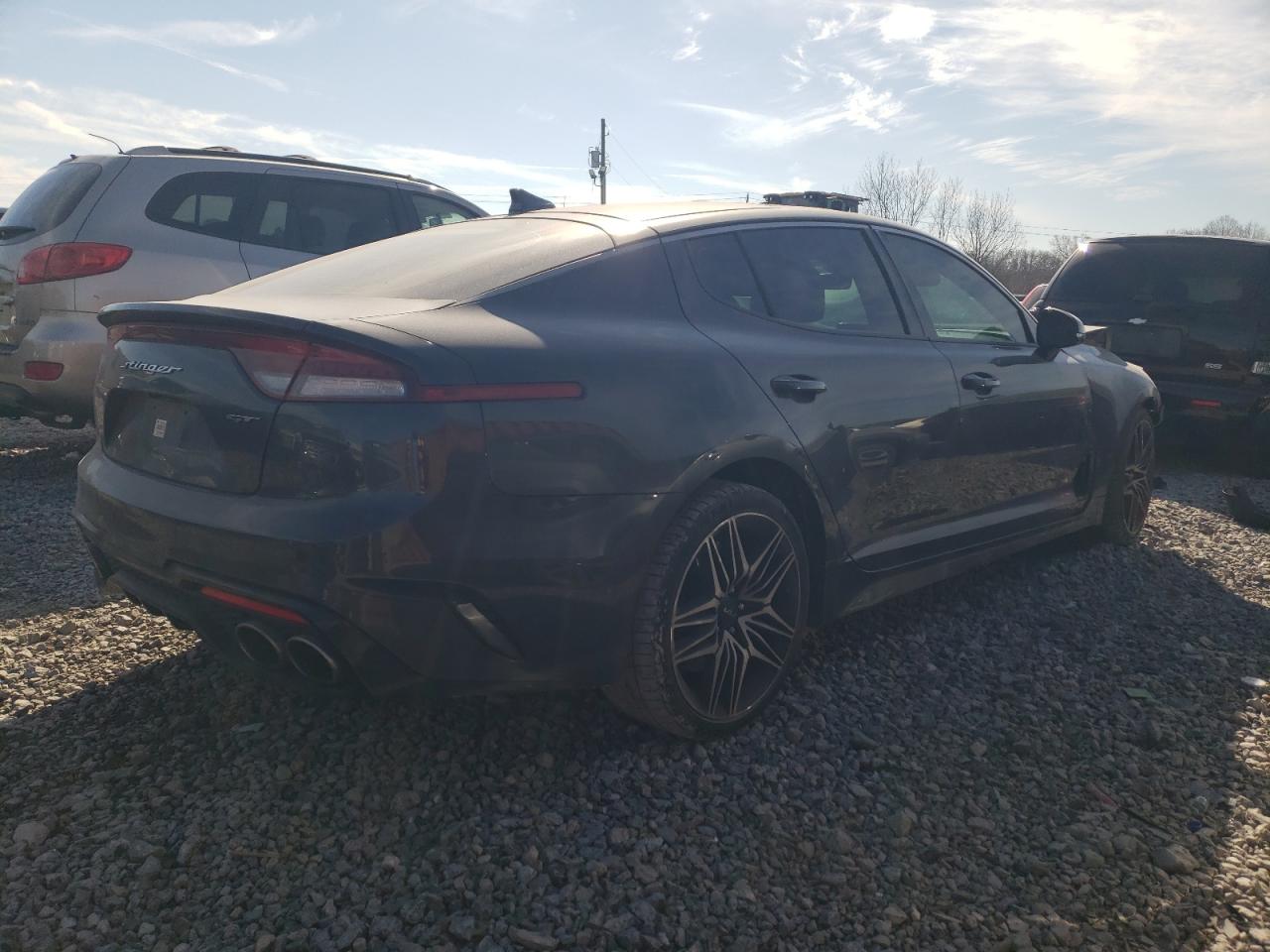 2022 Kia Stinger - Image 3