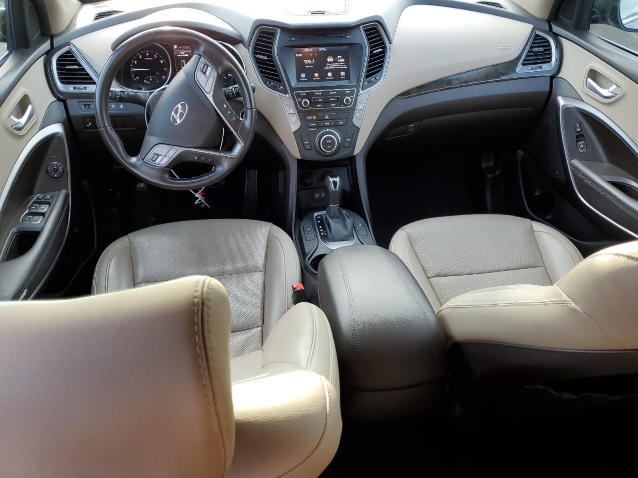 2017 Hyundai Santa Fe - Image 8
