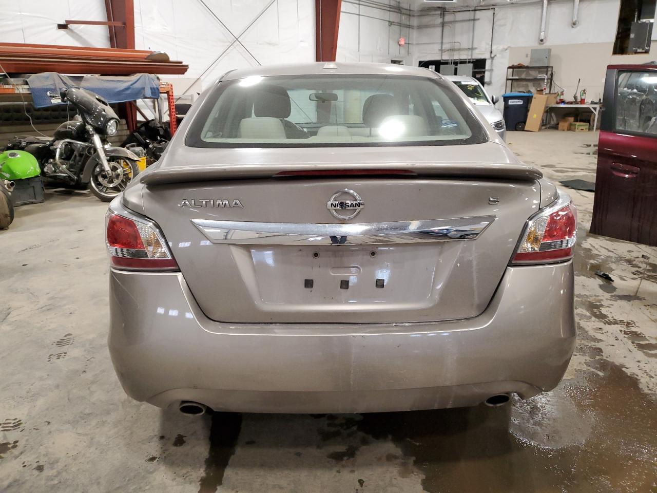 2015 Nissan Altima - Image 6
