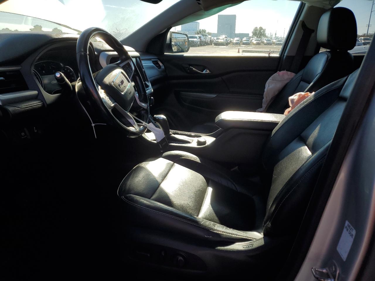 2019 GMC Acadia - Image 7