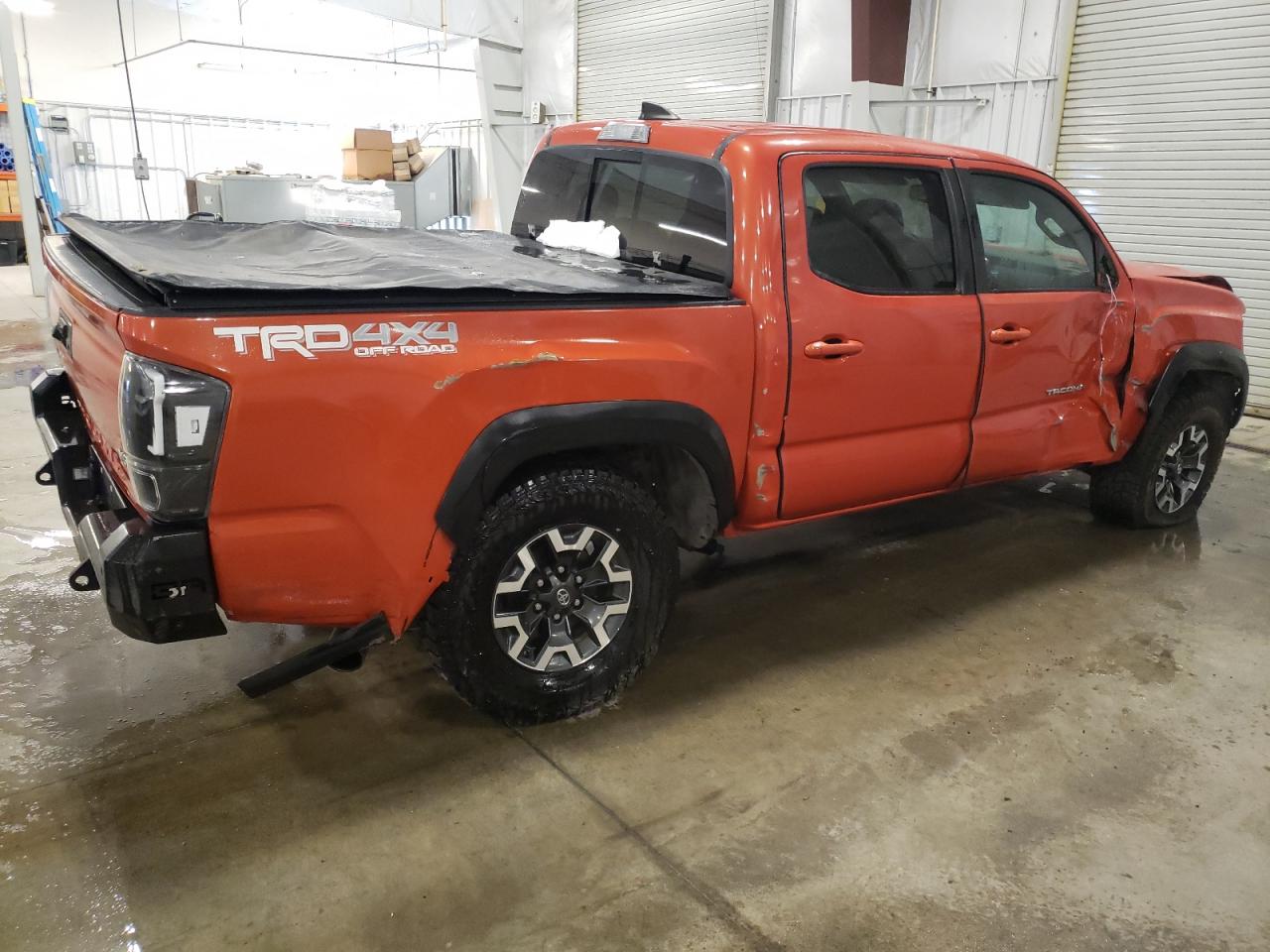 2017 Toyota Tacoma - Image 3
