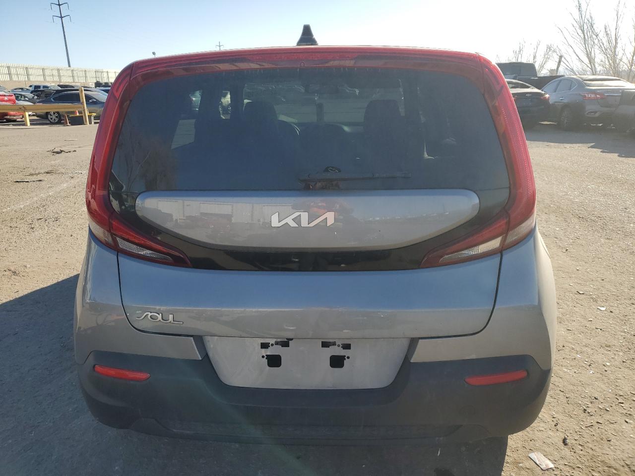 2022 Kia Soul - Image 6