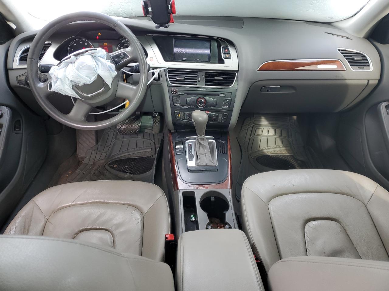 2010 Audi A4 - Image 8