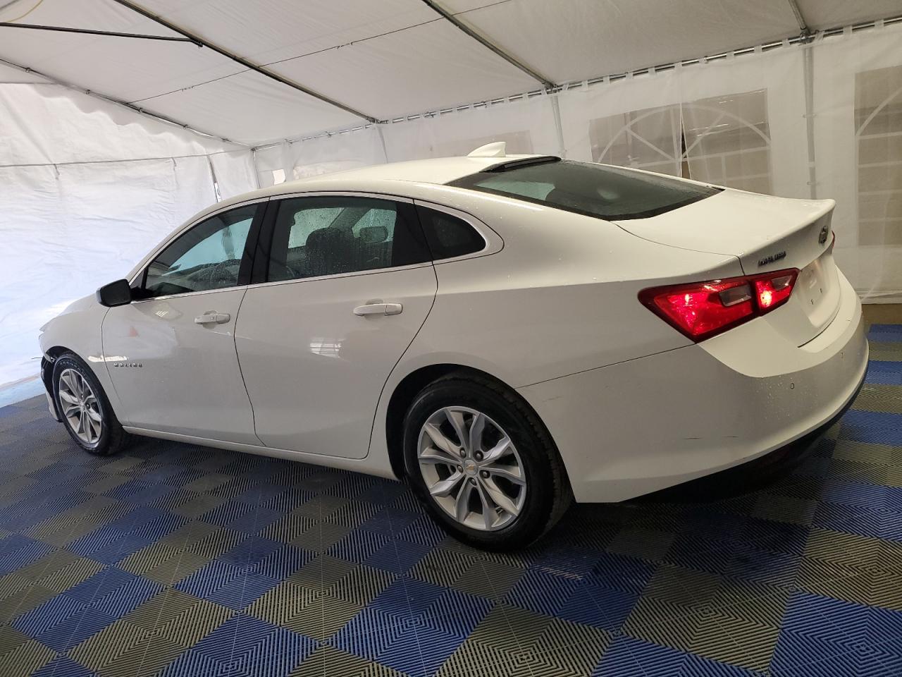 2023 Chevrolet Malibu - Image 2