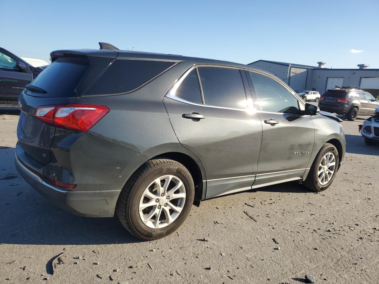2018 Chevrolet Equinox - Image 3