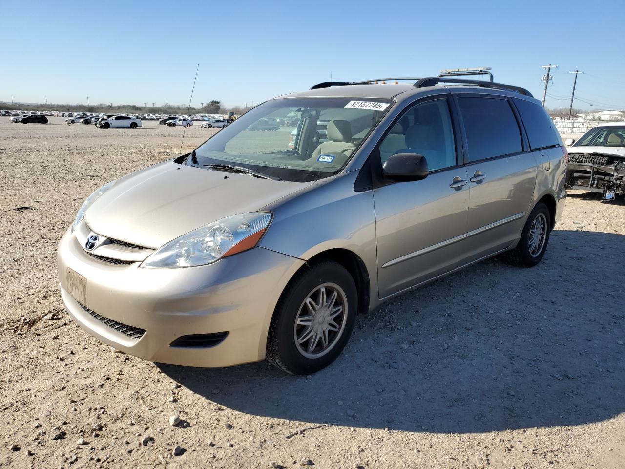 2007 Toyota Sienna - Image 1