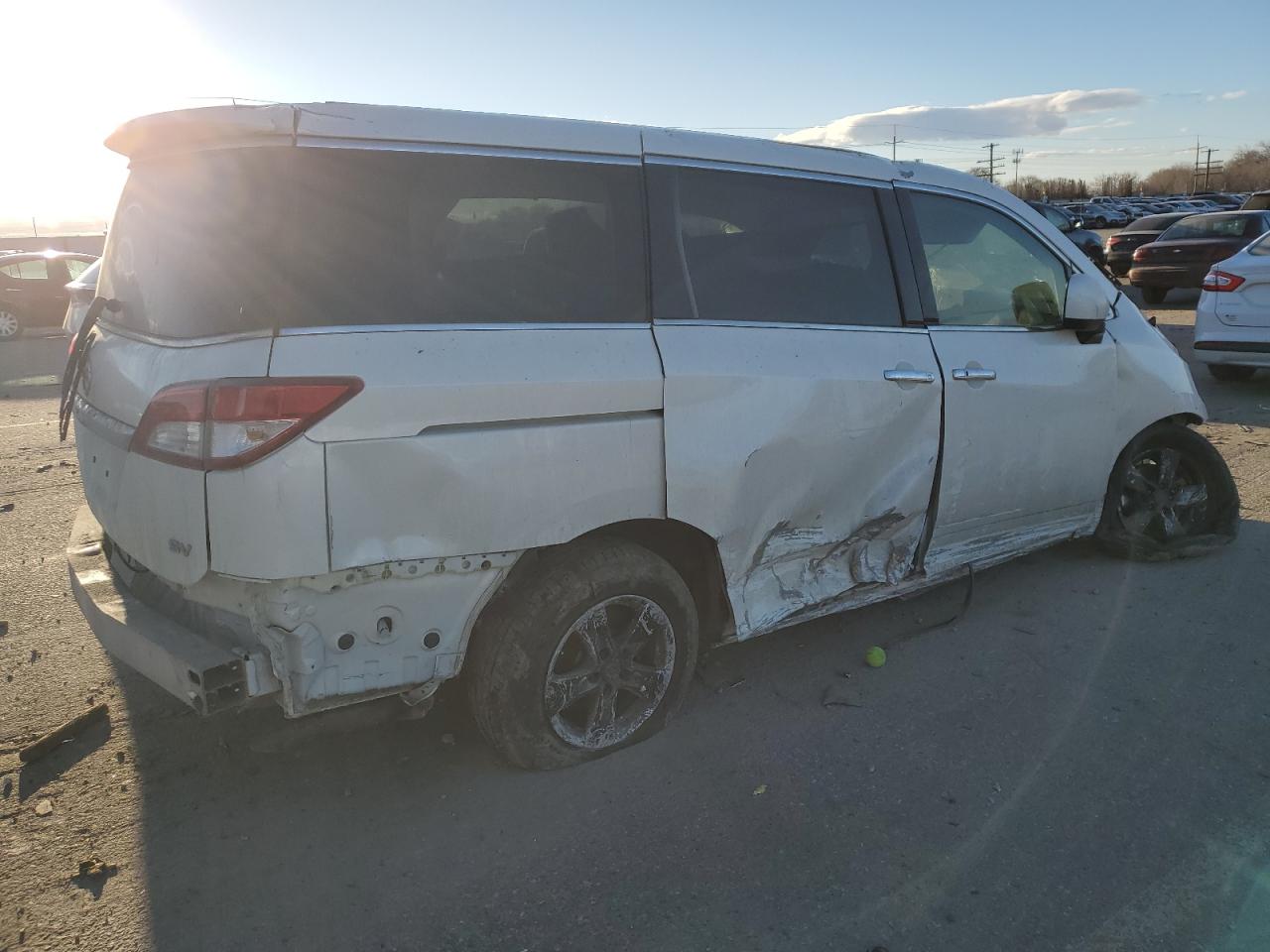 2015 Nissan Quest - Image 3