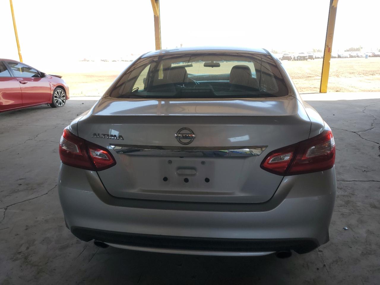 2017 Nissan Altima - Image 6