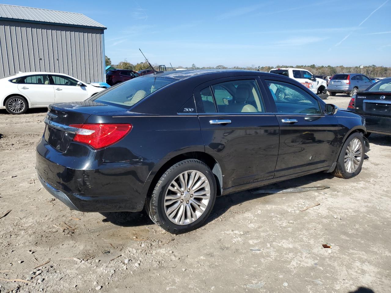 2011 Chrysler 200 - Image 3