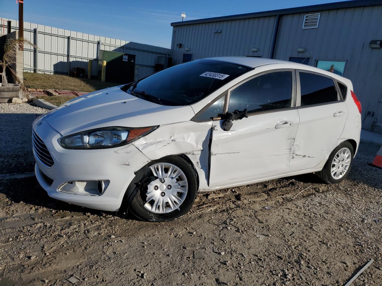 2015 Ford Fiesta - Image 1