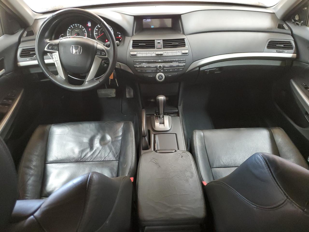 2010 Honda Accord - Image 8