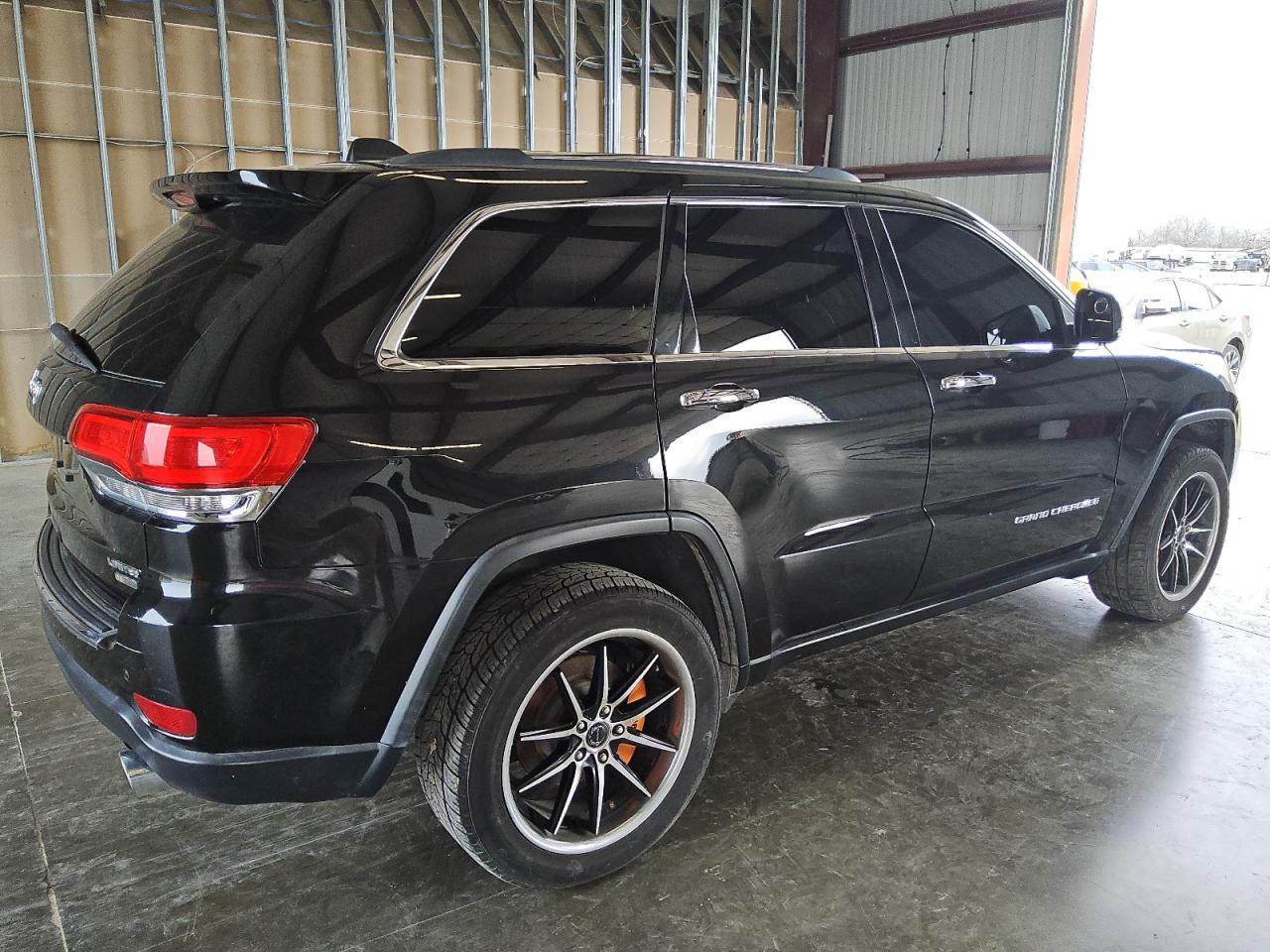 2014 Jeep Grand Cherokee - Image 3