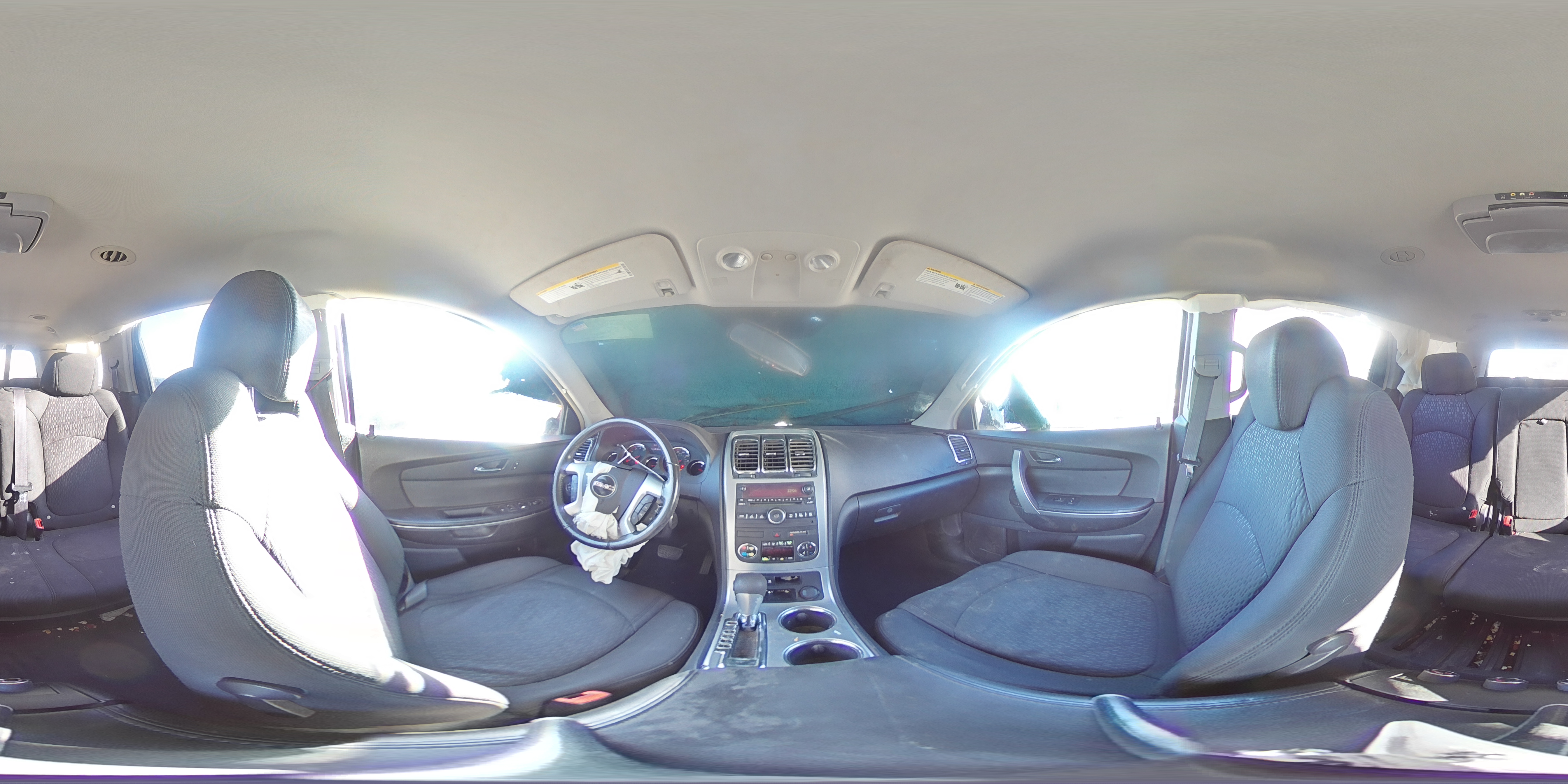 2008 GMC Acadia - Image 13