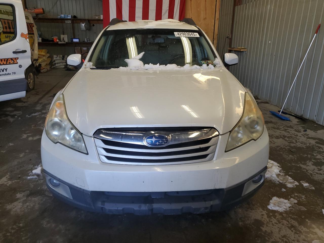 2011 Subaru Outback - Image 5