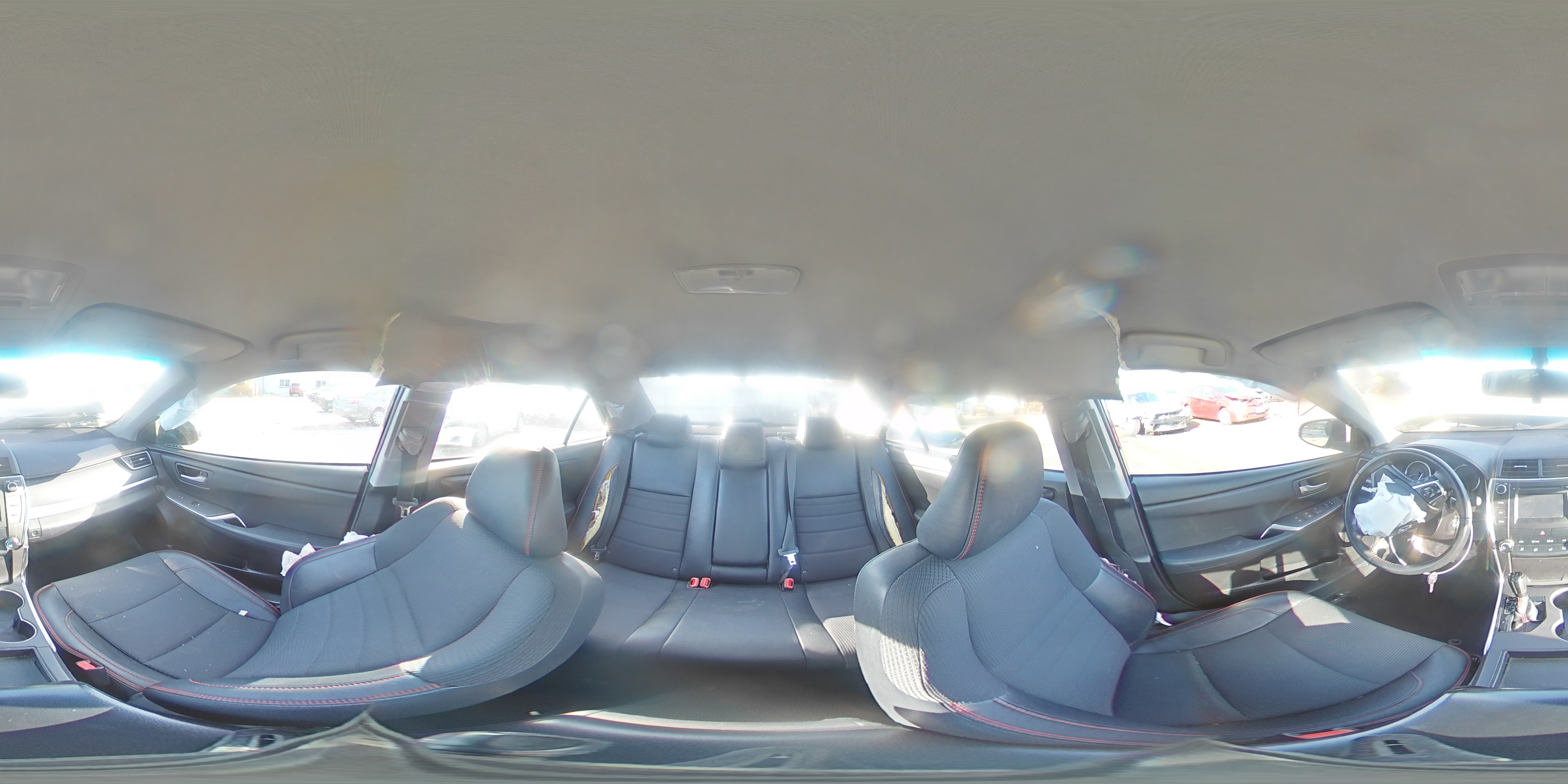 2016 Toyota Camry - Image 13