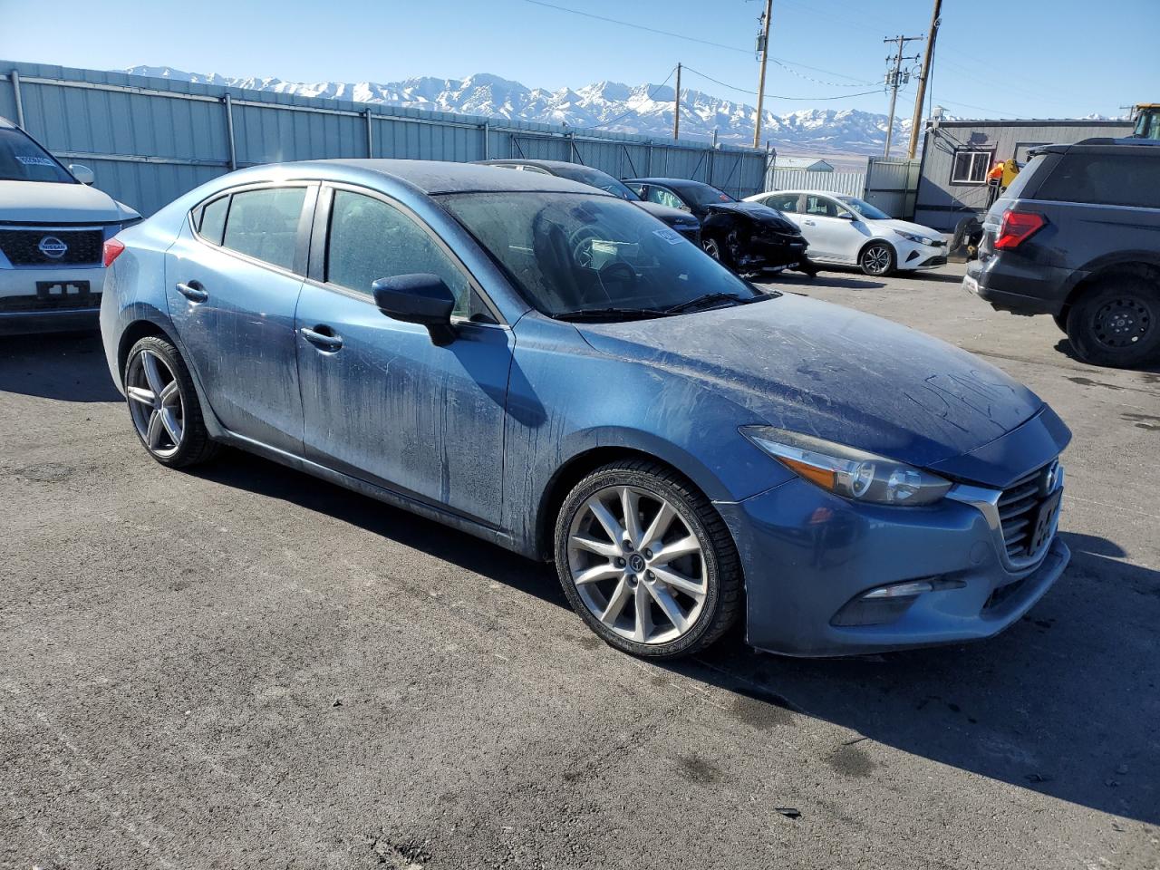 2017 Mazda 3 - Image 4