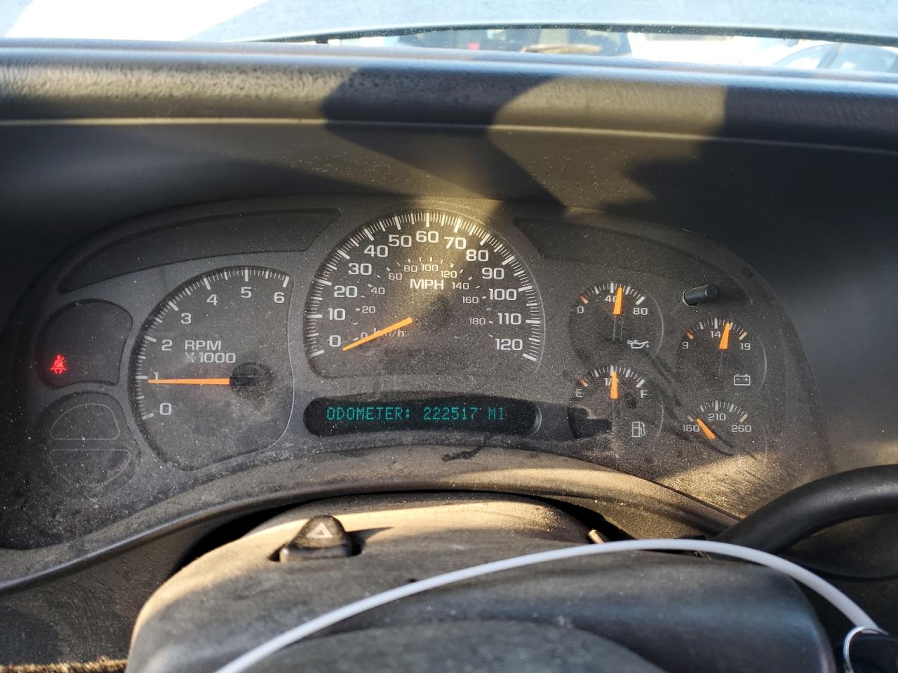 2003 Chevrolet Silverado - Image 9