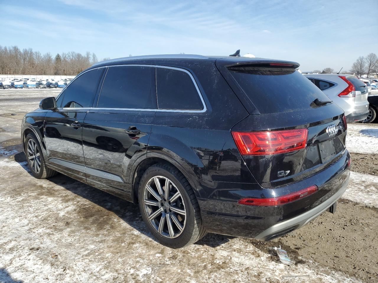 2017 Audi Q7 - Image 2