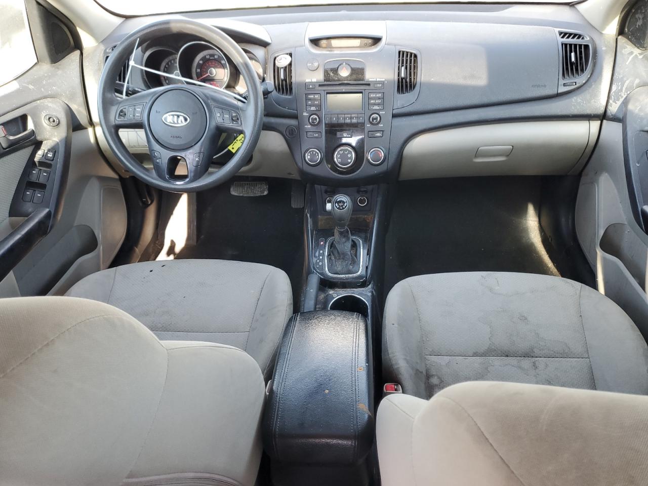 2012 Kia Forte - Image 8