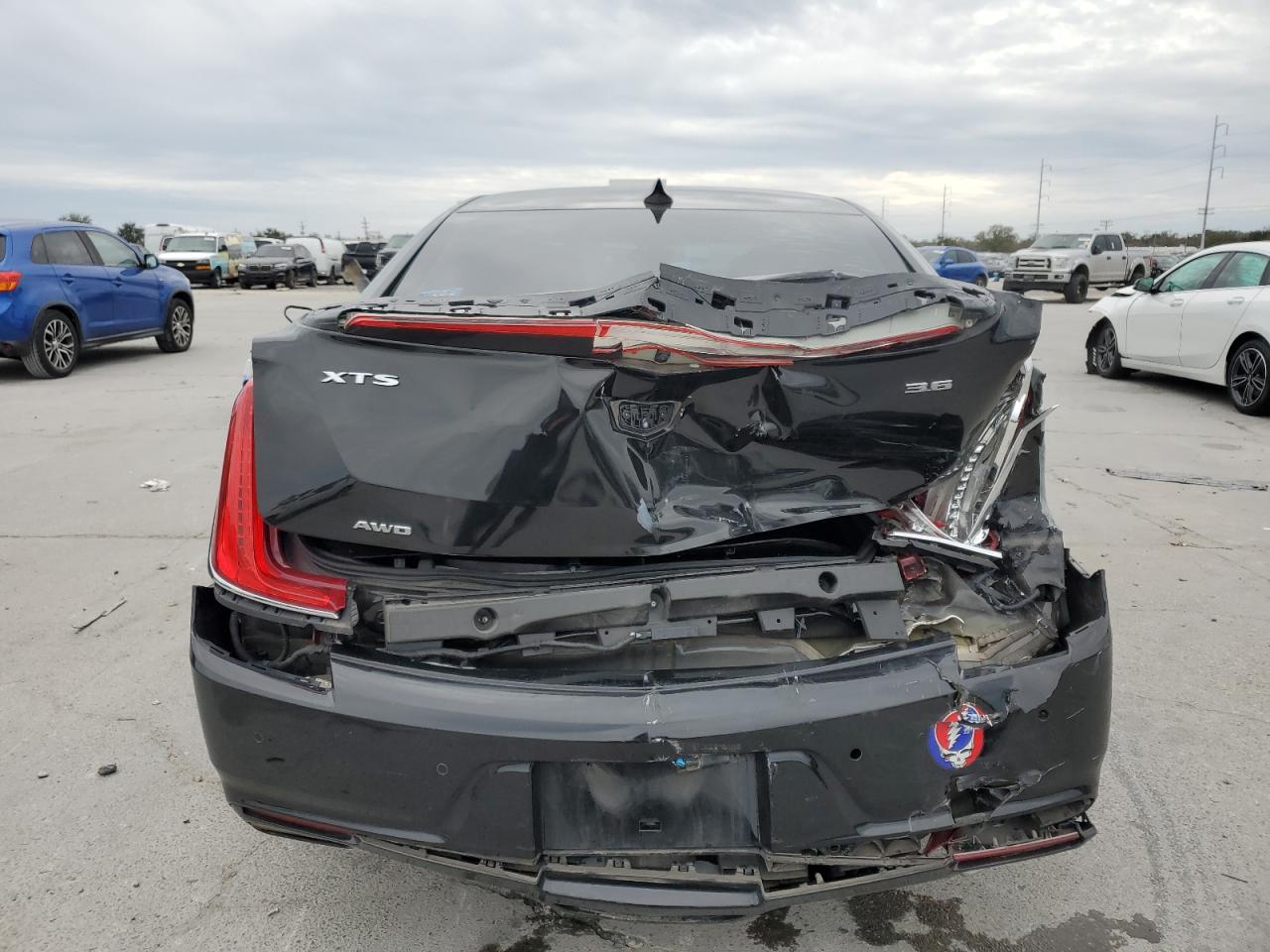2018 Cadillac XTS - Image 6