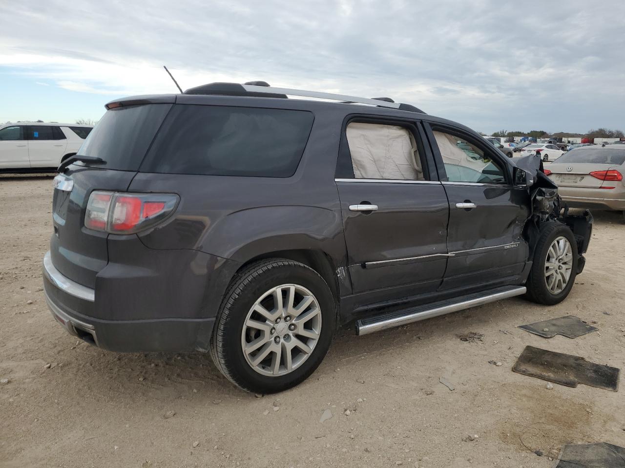 2015 GMC Acadia - Image 3