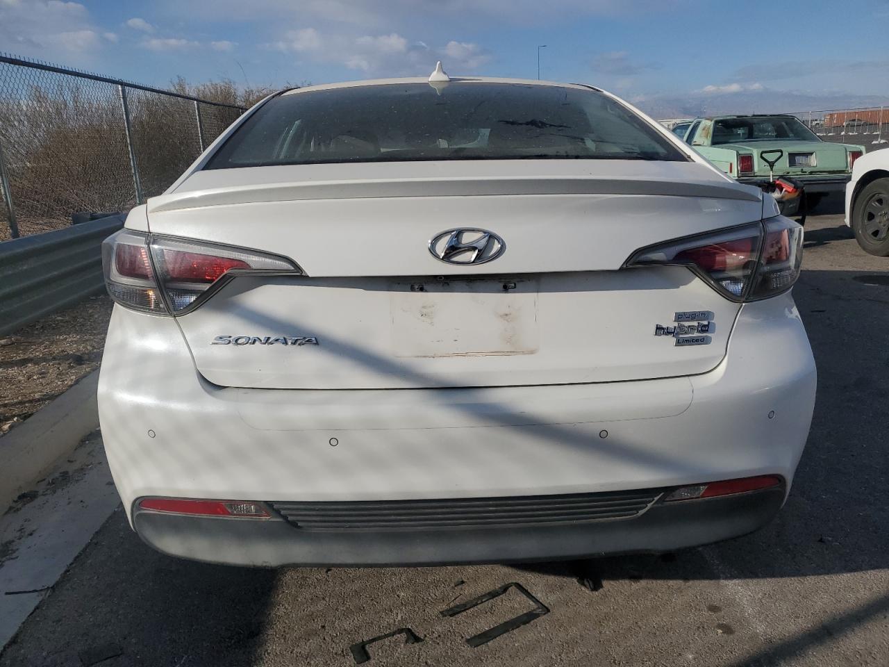 2016 Hyundai Sonata - Image 6