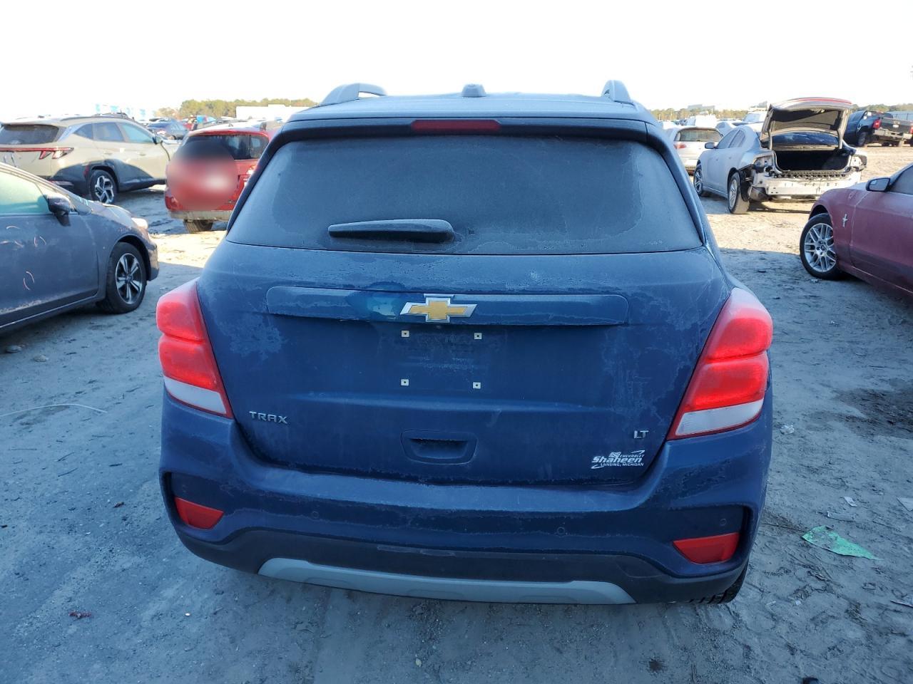 2020 Chevrolet Trax - Image 6