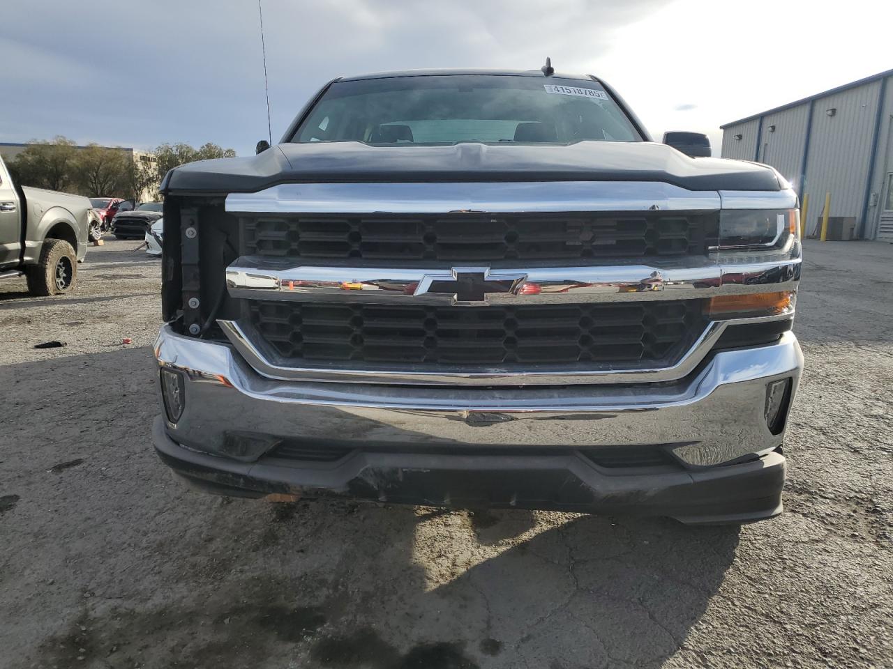 2019 Chevrolet Silverado - Image 5