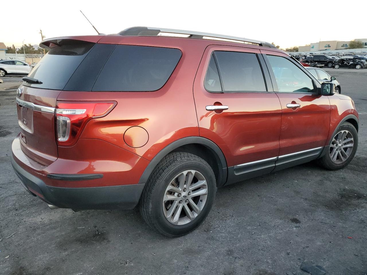 2014 Ford Explorer - Image 3
