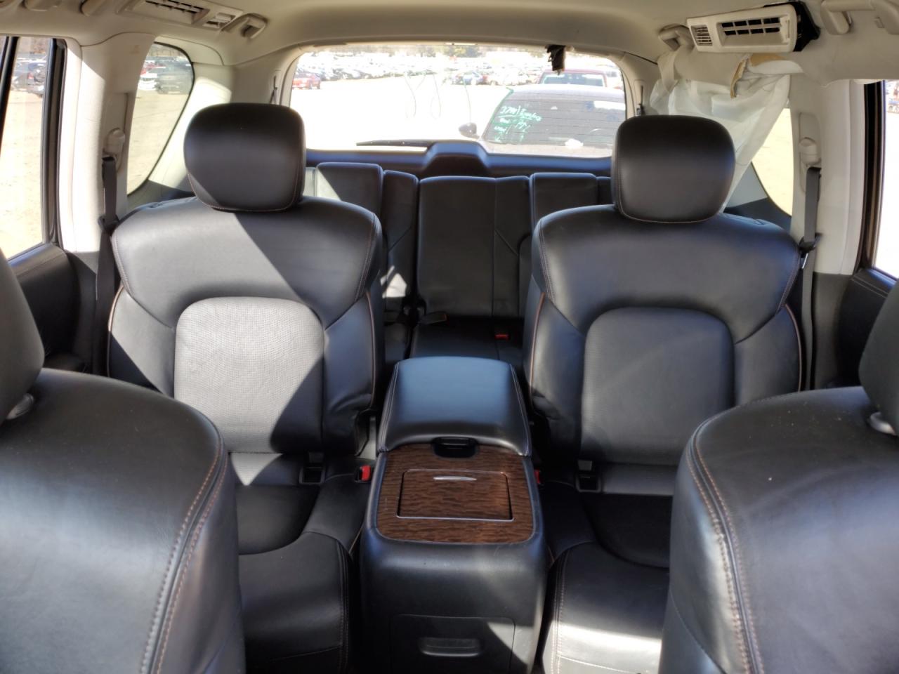 2020 Nissan Armada - Image 10