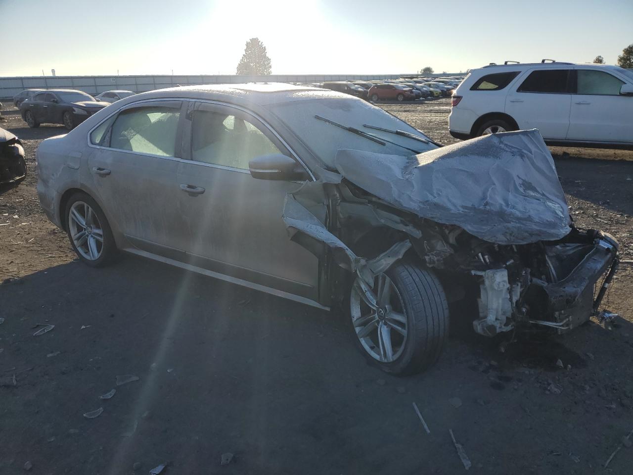 2015 Volkswagen Passat - Image 4