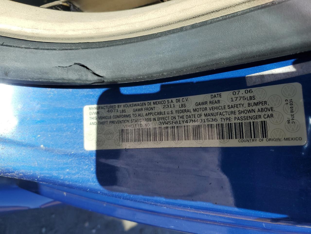 2007 Volkswagen Beetle - Image 12