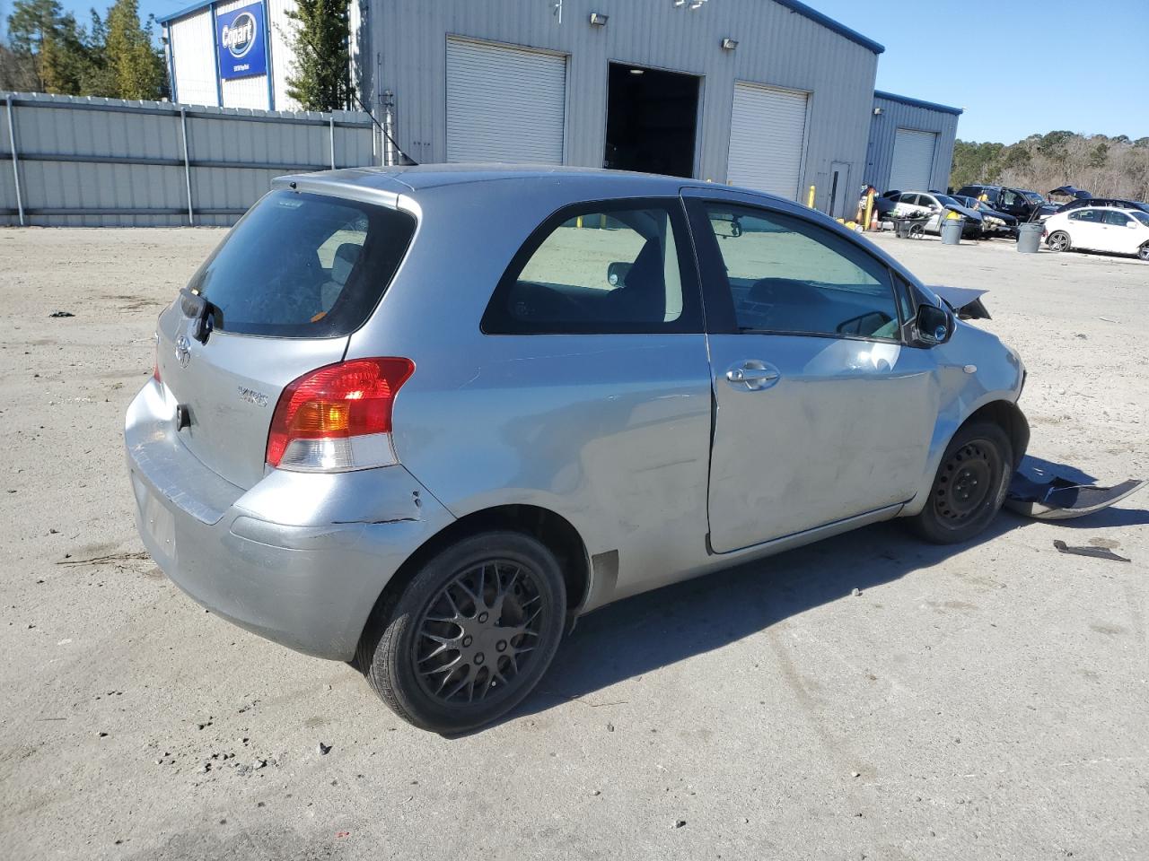 2009 Toyota Yaris - Image 3